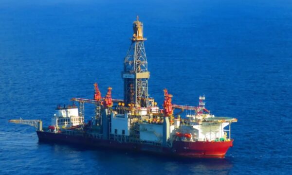 Perfuração de poço na costa do Amapá deve terminar até setembro, diz Petrobras