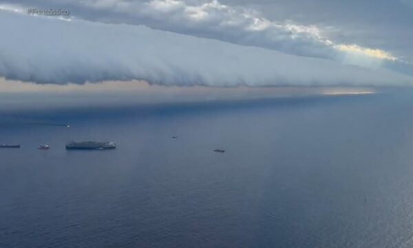 O que são as nuvens de rolo que apareceram antes do temporal?