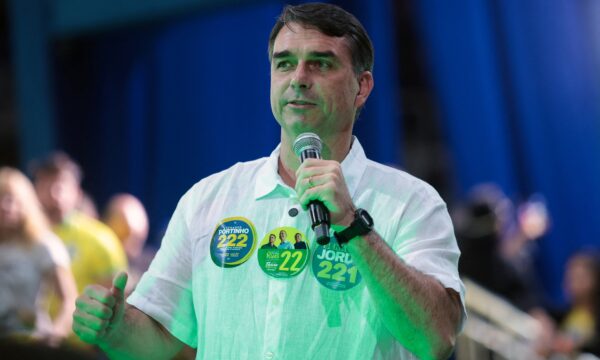 Flávio acusa Andrei Rodrigues de perseguir adversários de Lula e pede ‘autonomia’ da PF