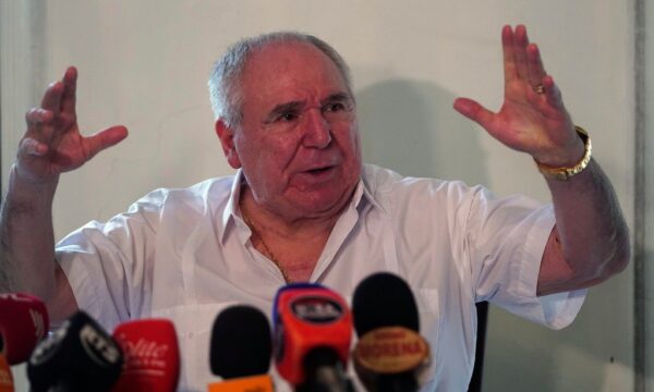 Justiça do Equador condena ex-presidente Abdalá Bucaram por corrupção na pandemia