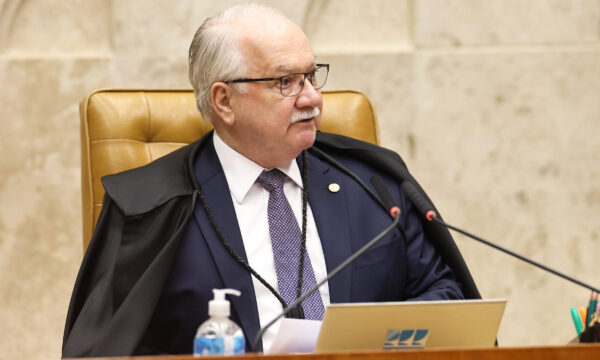 Fachin conversa com Moraes, Mendonça e Gonet sobre sessão da próxima semana
