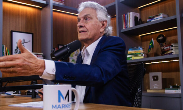 Caiado julga ‘inaceitável’ que um membro do STF seja rastreado por operação da PF e parabeniza André Mendonça
