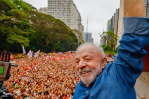 Campanha de Lula faz ‘vacina’ contra vandalismo e repressão da PM antes de ato final em SP