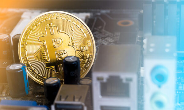 Receita Federal leiloa lote com mineradoras de bitcoin e equipamentos de criptomoedas em Viracopos